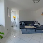 Apartmán In The Center With Free Parking Biel