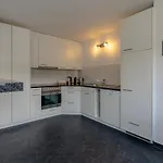 In The Center With Free Parking Apartmán Biel
