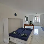 In The Center With Free Parking Apartmán Biel