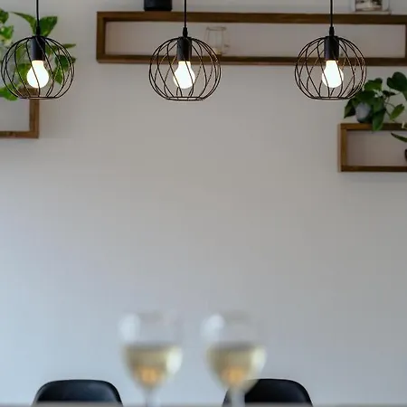 In The Center With Free Parking * Biel